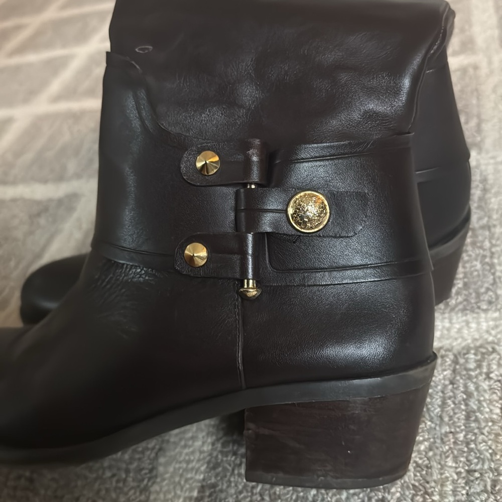 Vince Camuto tall knee high brown leather boots gold hardware Brooklee - Picture 3 of 9